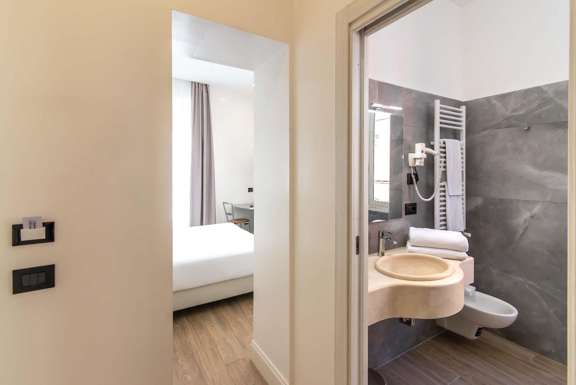 Hotel Aphrodite — Photos 2